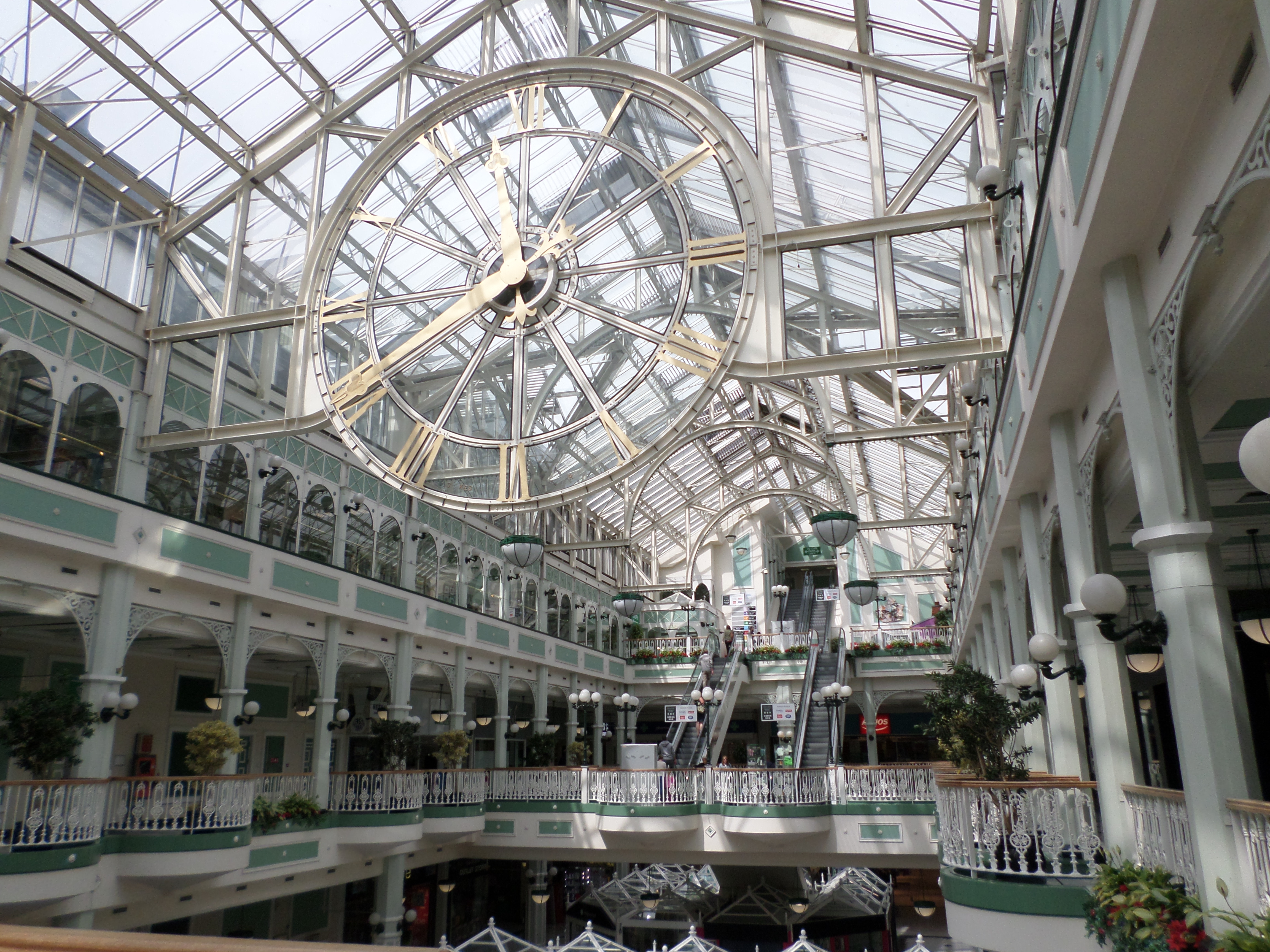 figure images/arcade.jpg